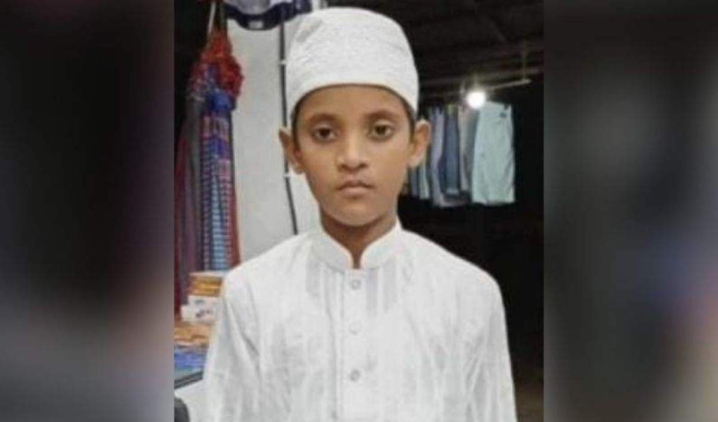 গাঁজা সেবন ধরা পড়ায় মাদ্রাসা ছাত্র খুন গাঁজা সেবন ধরা পড়ায় মাদ্রাসা ছাত্র খুন