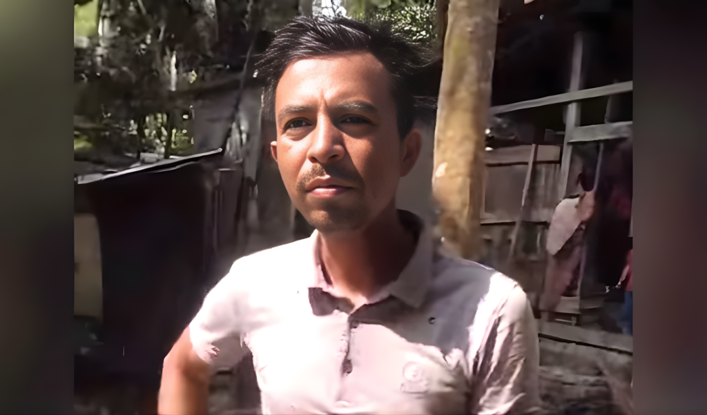 চুরির অপবাদ সহ্য করতে না পেরে অটোচালকের বিষপানে মৃত্যু চুরির অপবাদ সহ্য করতে না পেরে অটোচালকের বিষপানে মৃত্যু