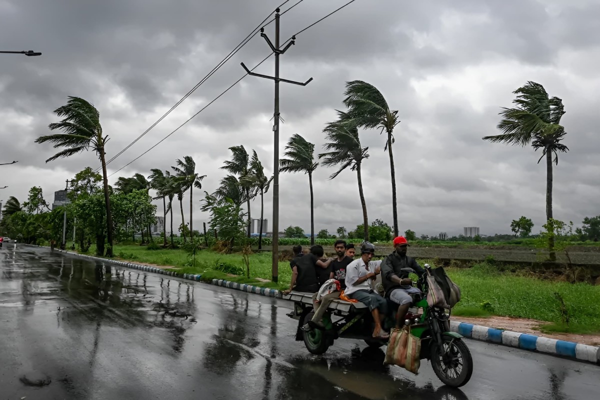 ছয় জেলায় ঝড়ের সতর্কবার্তা জারি