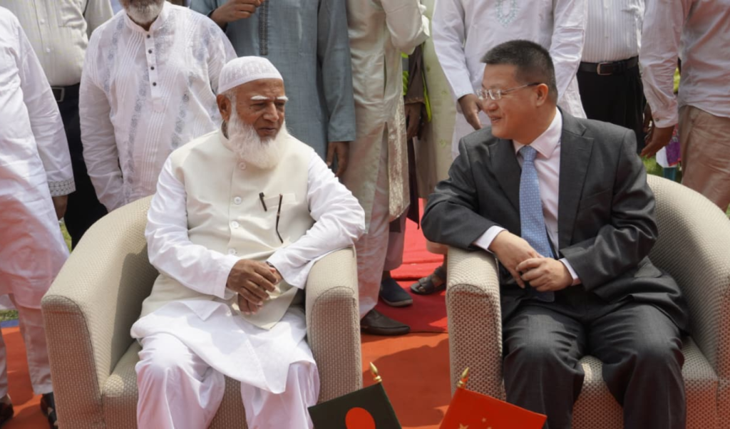 জামাতের নামে চীনের উপহার বিতরণ 9 জামাতের নামে চীনের উপহার বিতরণ জামাতের নামে চীনের উপহার বিতরণ