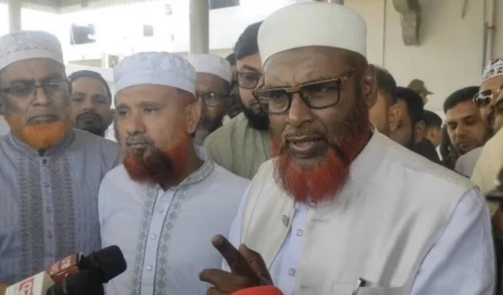 জুলাই জাতীয় সনদ বাস্তবায়নে বর্তমান সরকার ও বিএনপি ১৮০ ডিগ্রি অবস্থান পরিবর্তন করেছে জুলাই জাতীয় সনদ’ বাস্তবায়নে বর্তমান সরকার ও বিএনপি ১৮০ ডিগ্রি অবস্থান পরিবর্তন করেছে : গোলাম পরওয়ার