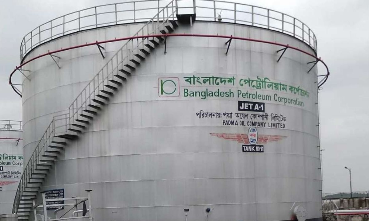 জ্বালানি নিরাপত্তা নিশ্চিতে ডিপোতে সেনা ও স্টেশনে পুলিশ