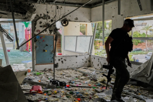 ডিমোনা পারমাণবিক স্থাপনার কাছে ইরানি ক্ষেপণাস্ত্র হামলা