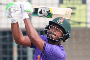 তানজিদ হাসানের শতক ও রিশাদ হোসেনের পাঁচ উইকেট