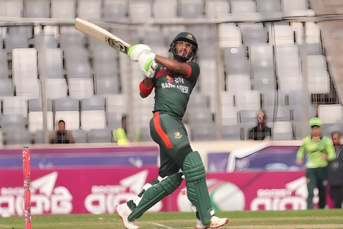 তামিমের প্রথম সেঞ্চুরি, বাংলাদেশ এগোচ্ছে শক্তভাবে