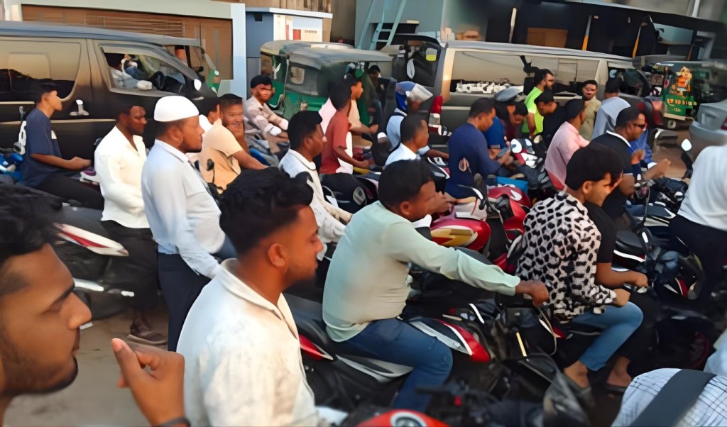 দাগনভূঞায় জ্বালানি সংকট তীব্র দাগনভূঞায় জ্বালানি সংকট তীব্র