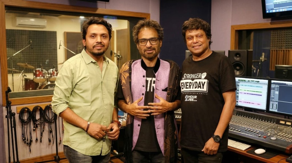 দুই বাংলার শিল্পী মিলনে ঈদের গান