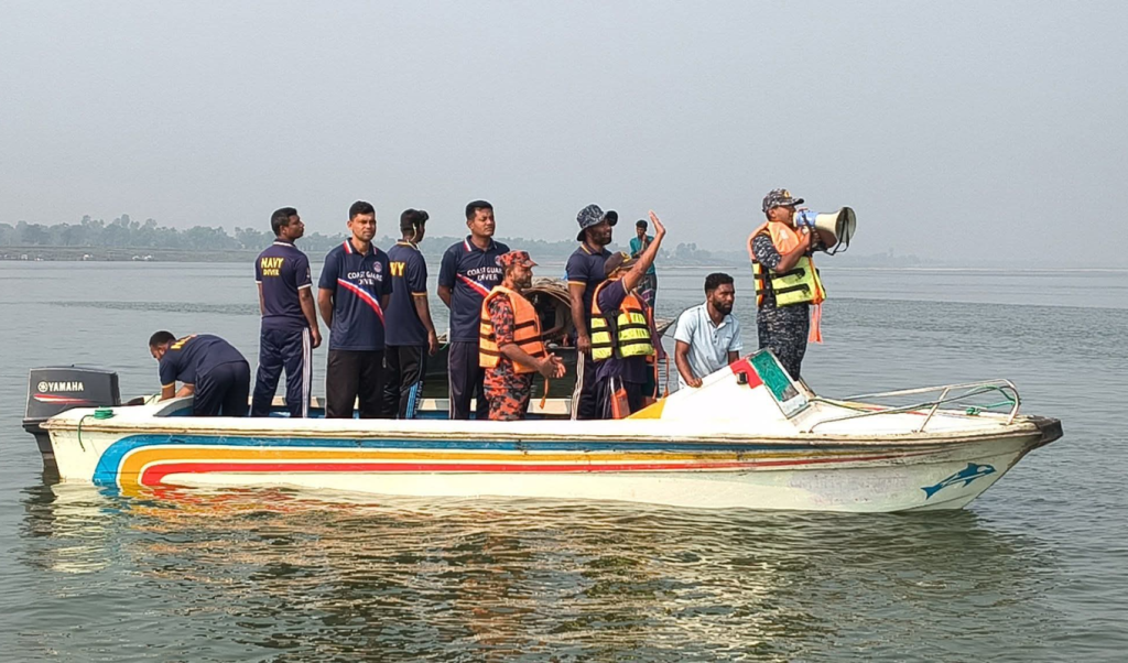 দৌলতদিয়া বাসডুবি তৃতীয় দিনে তল্লাশি অভিযান অব্যাহত নতুন উদ্ধার নেই দৌলতদিয়া বাসডুবি: তৃতীয় দিনে তল্লাশি অভিযান অব্যাহত, নতুন উদ্ধার নেই