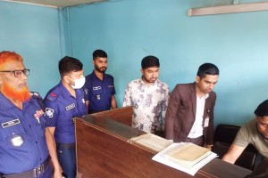 নারায়ণগঞ্জে বাস টিকিটে অতিরিক্ত ভাড়া, জরিমানা