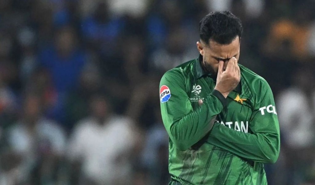 পাকিস্তান ক্রিকেট সংকট শেহজাদের তীব্র নিন্দা পাকিস্তান ক্রিকেট সংকট: শেহজাদের তীব্র নিন্দা