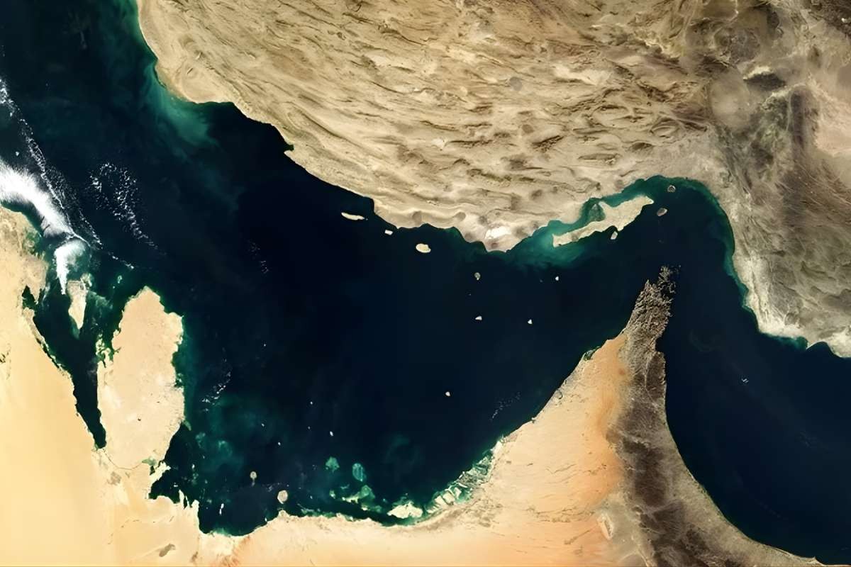 পারস্য উপসাগরের পানিতে বড় সংকট