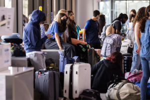 ফ্লাইট বাতিলে বিমানবন্দরে যাত্রীদের দুর্ভোগ