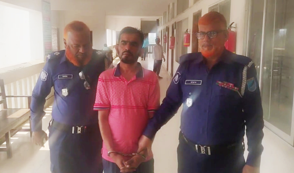 বরগুনায় শাবলের আঘাতে গৃহবধূর জীবনলগ্ন বরগুনায় শাবলের আঘাতে গৃহবধূর জীবনলগ্ন