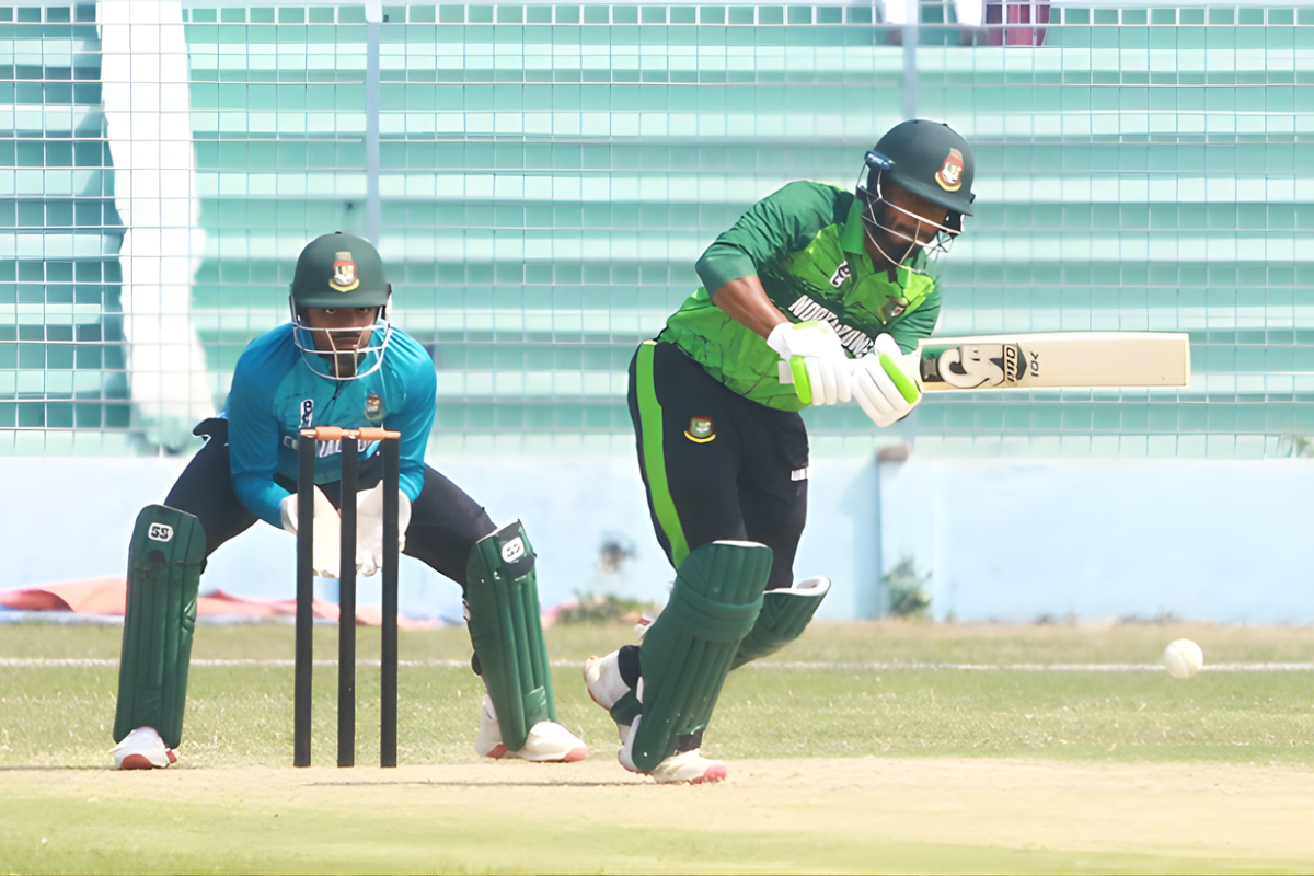 বাংলাদেশ ক্রিকেট লিগের ফাইনালে মধ্যাঞ্চল-দক্ষিণাঞ্চল লড়াই