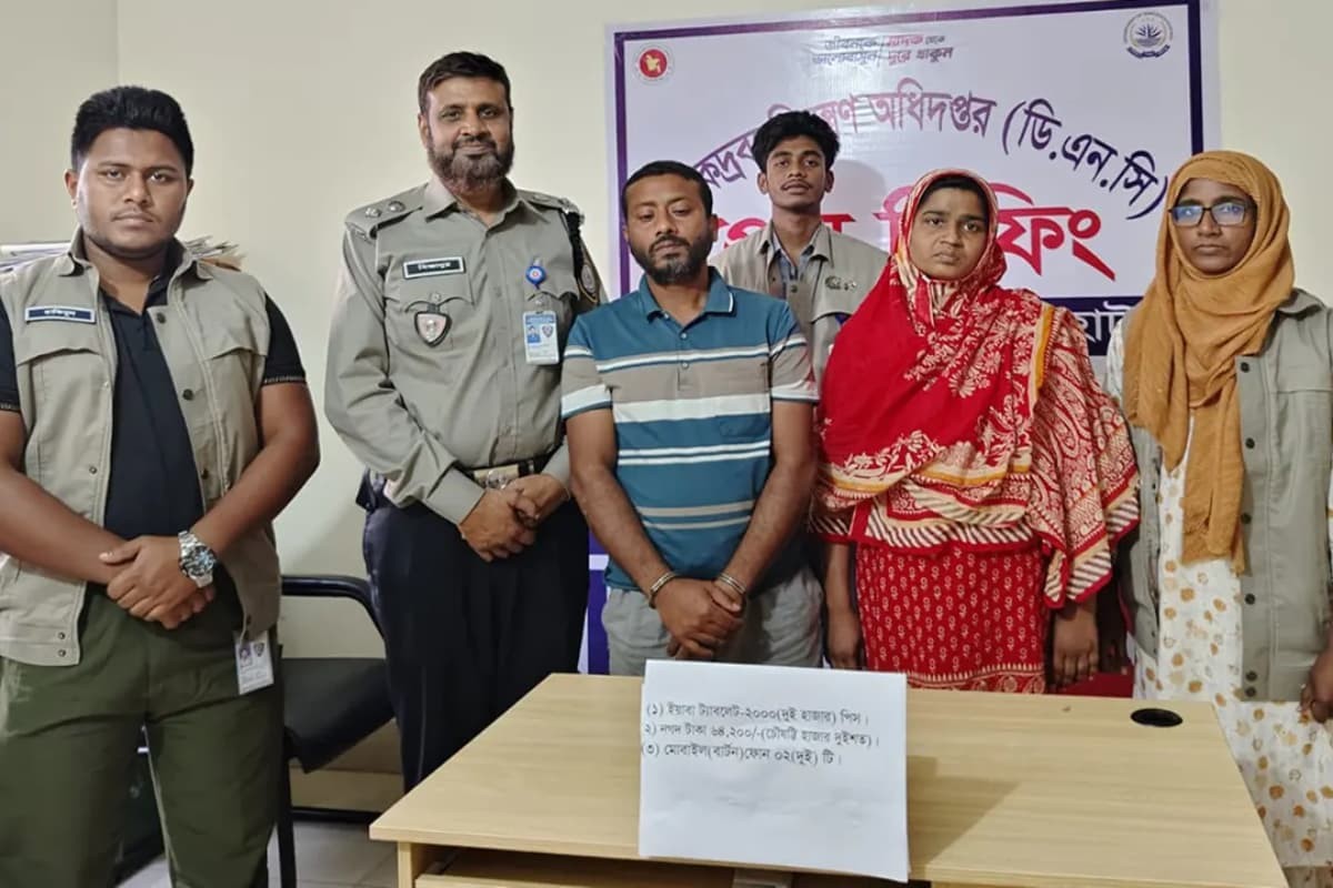 বাগেরহাটে ইয়াবাসহ স্বামী-স্ত্রী আটক