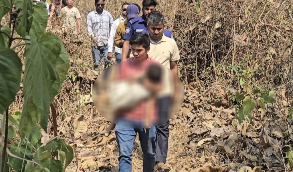 বান্দরবানে মা মেয়ের অস্বাভাবিক মৃত্যু রহস্য বান্দরবানে মা-মেয়ের অস্বাভাবিক মৃত্যু রহস্য