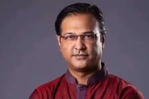 বিদেশি মদ মামলা থেকে খালাস পেলেন আসিফ আকবর