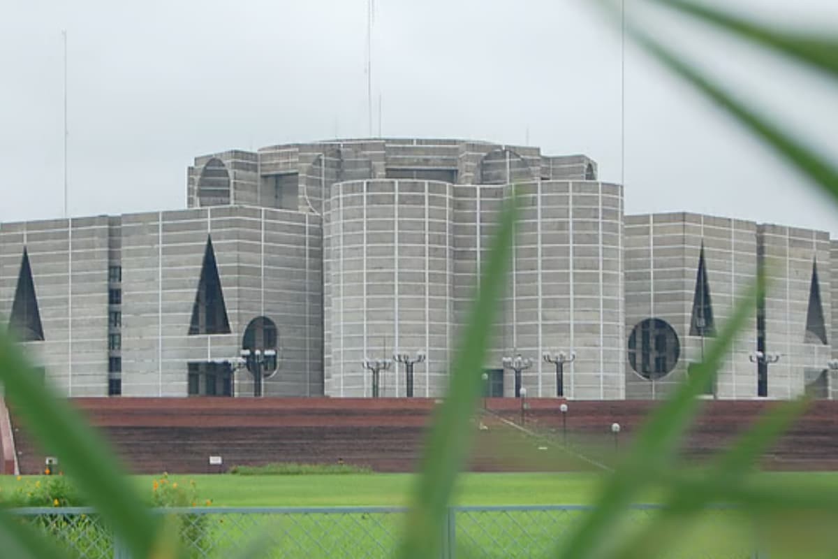 ব্যাংক ঋণখেলাপিরা এখন সংসদে