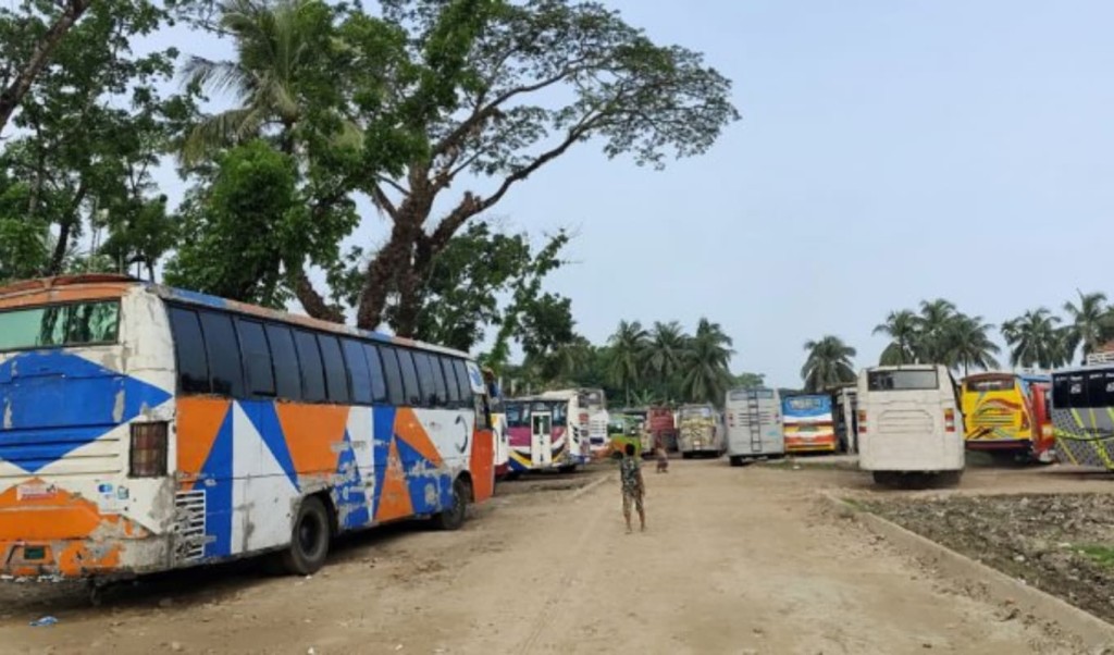 ভোলায় বাস শ্রমিকদের ধর্মঘট প্রত্যাহার ঘোষণা ভোলায় বাস শ্রমিকদের ধর্মঘট প্রত্যাহার ঘোষণা