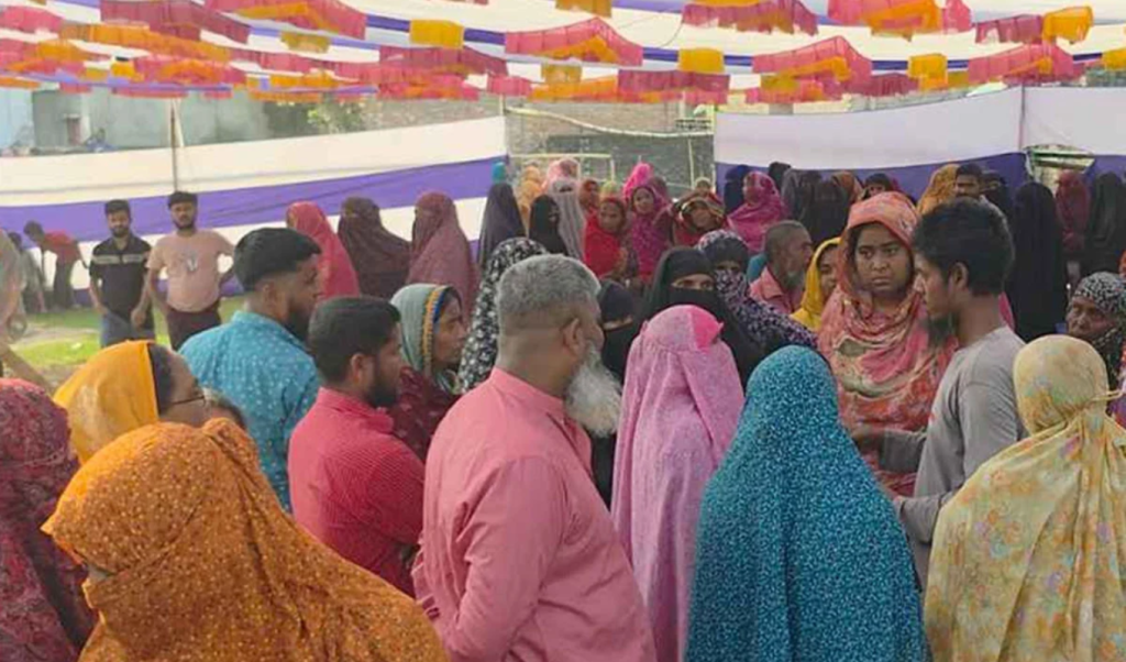 মাংস প্রতিশ্রুতি নিয়ে ৭৭ লাখ টাকার প্রতারণা মাংস প্রতিশ্রুতি নিয়ে ৭৭ লাখ টাকার প্রতারণা