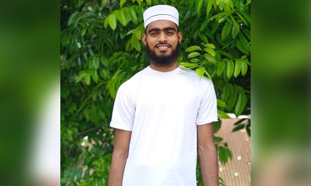মাদকবিরোধী প্রতিবাদে ইমাম আক্রান্ত মাদকবিরোধী প্রতিবাদে ইমাম আক্রান্ত