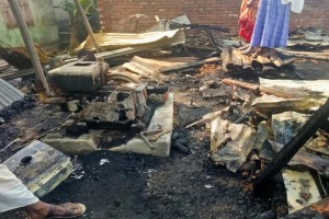 মান্দায় দুর্বৃত্ত আগুনে পুড়ে স-মিল ব্যবসা