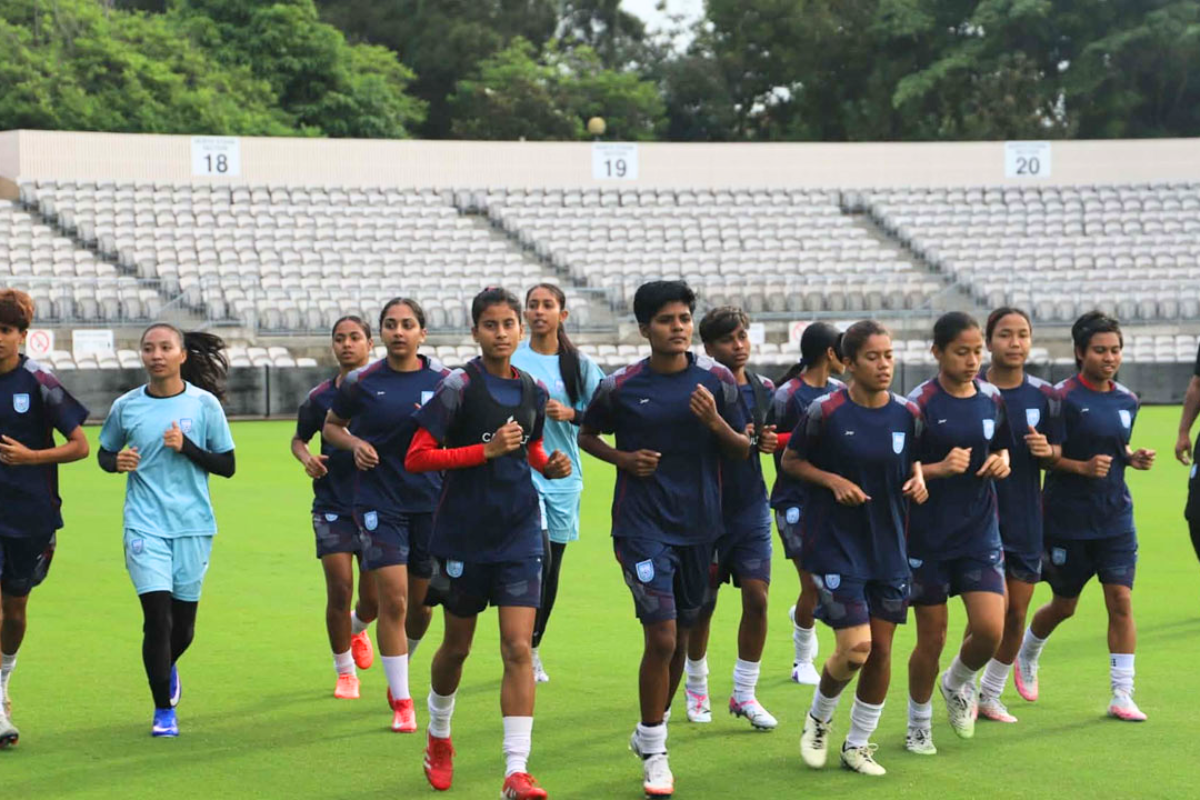 ম্যাচের আট ঘণ্টা আগে অনুশীলনে ঋতুপর্ণারা
