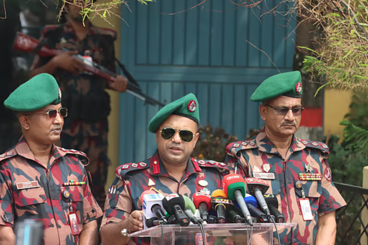 রাজশাহীতে তেল মজুত ও পাচার রোধে বিজিবি মোতায়েন