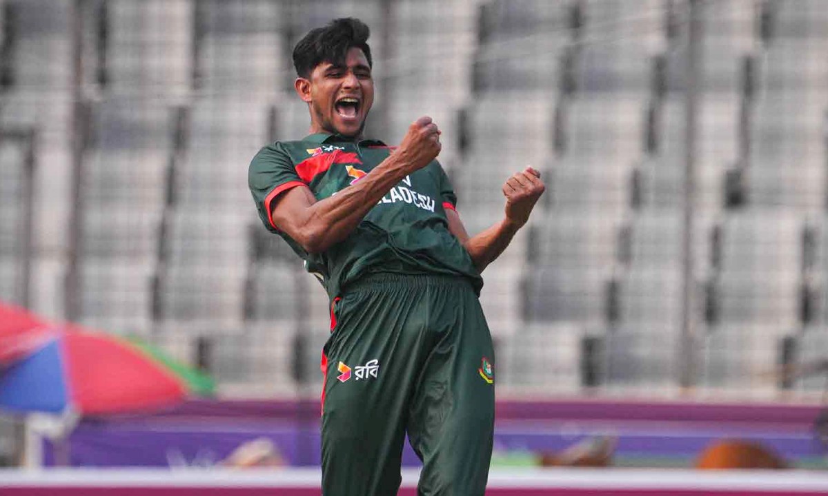রানার তাণ্ডবে পাকিস্তান বিধ্বস্ত