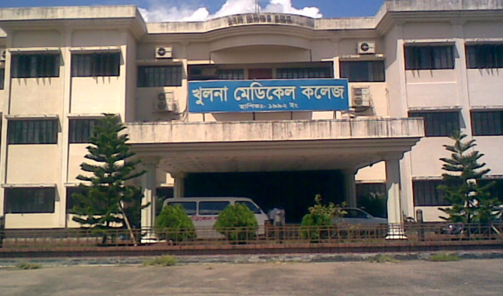 রূপসায় ৪০০ টাকার জন্য চায়ের দোকানিকে ইট মারা হত্যা রূপসায় ৪০০ টাকার জন্য চায়ের দোকানিকে ইট মারা হত্যা