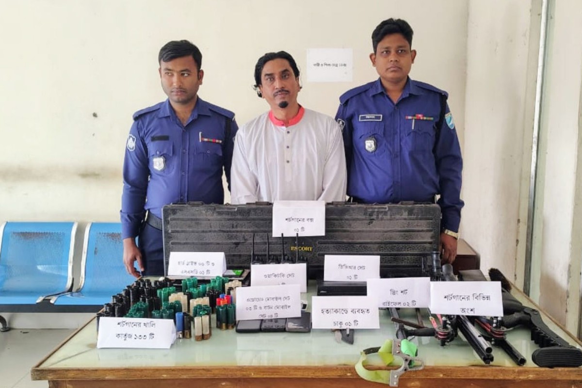 শরীয়তপুরে খাদেম জয়নাল হত্যায় পীর গ্রেপ্তার