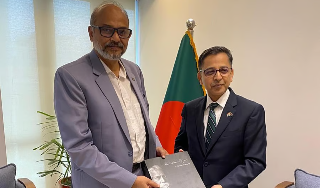 শিল্প খাতে ভারত ও চীনের বিনিয়োগ বাড়ানোর পরিকল্পনা শিল্প খাতে ভারত ও চীনের বিনিয়োগ বাড়ানোর পরিকল্পনা