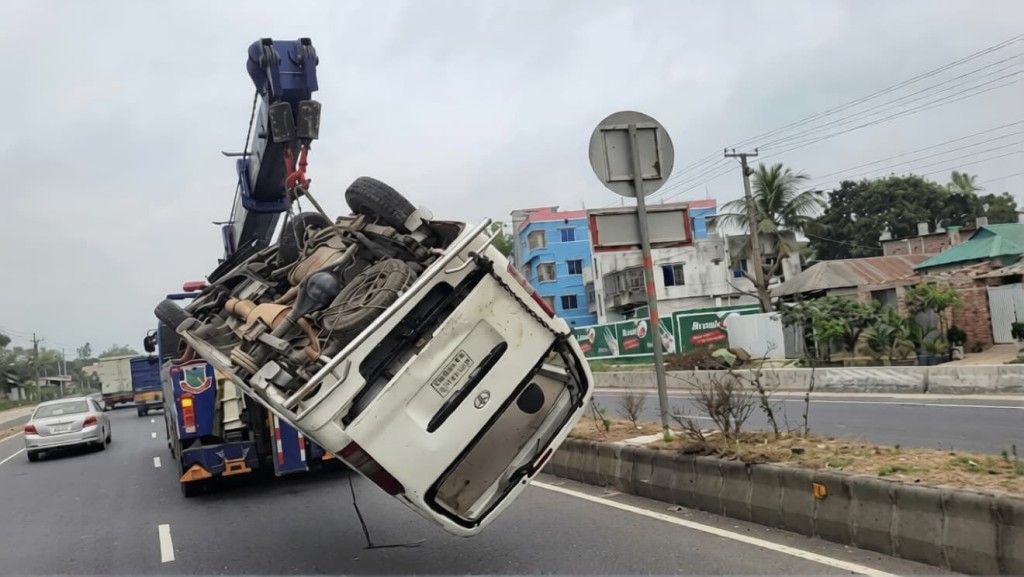 শেরপুরে মাইক্রোবাস সিলিন্ডার বিস্ফোরণে নিহত তিন 8 শেরপুরে মাইক্রোবাস সিলিন্ডার বিস্ফোরণে নিহত তিন শেরপুরে মাইক্রোবাস সিলিন্ডার বিস্ফোরণে নিহত তিন