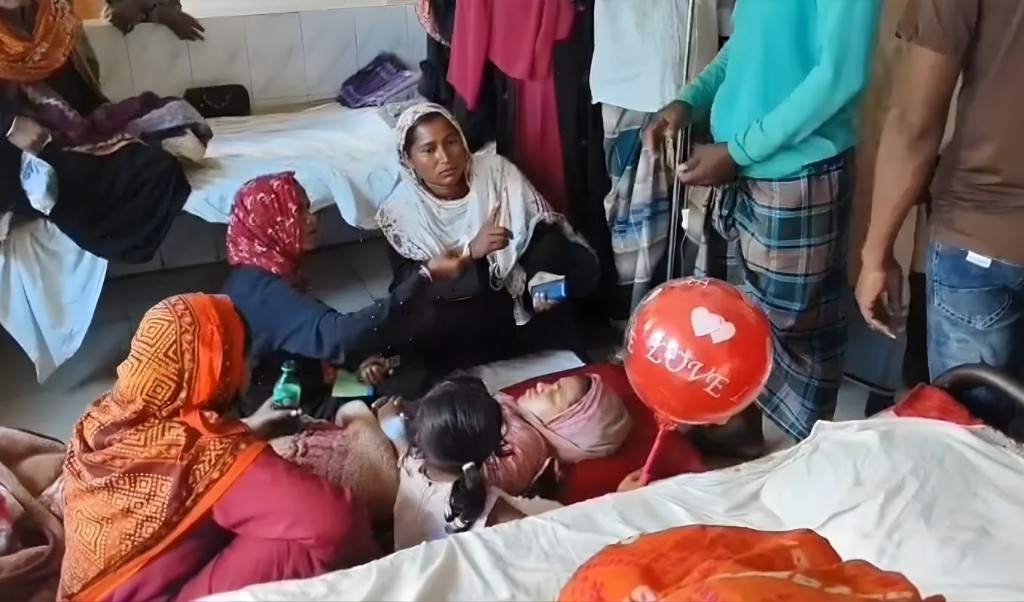 শ্বশুরবাড়ির সংঘর্ষে গৃহবধূ হত্যাচেষ্টা শ্বশুরবাড়ির সংঘর্ষে গৃহবধূ হত্যাচেষ্টা