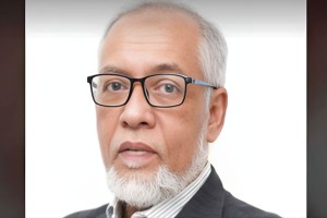 সম্মিলিত ইসলামী ব্যাংকের চেয়ারম্যান পদত্যাগ