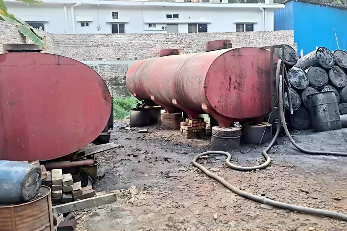 সীতাকুণ্ডে ২৫ হাজার লিটার ডিজেল জব্দ