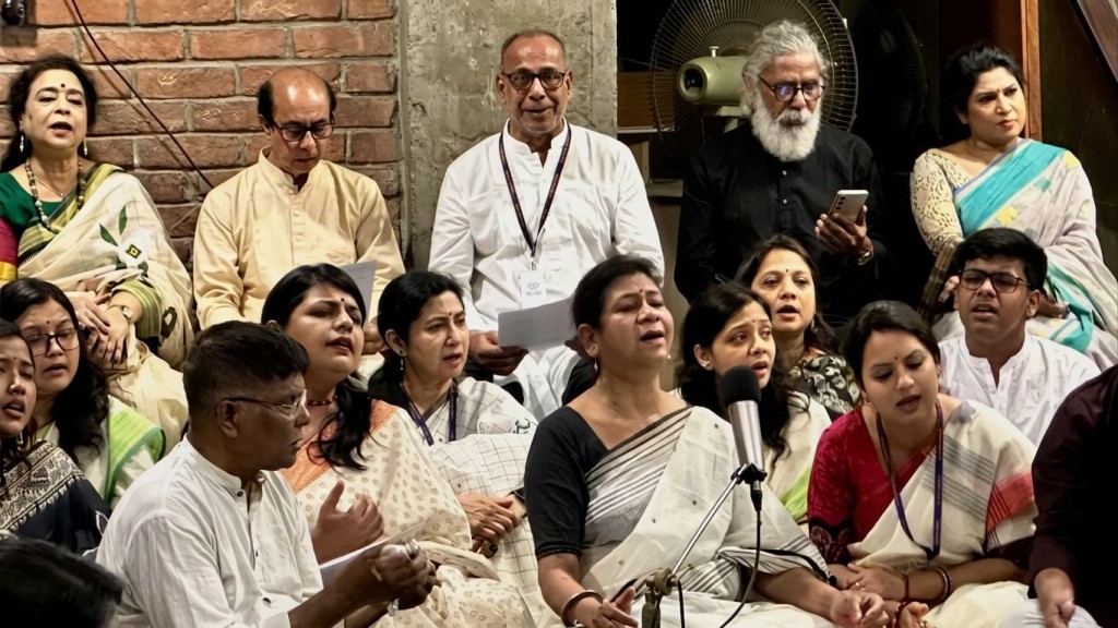 সুরের ছোঁয়ায় সানজীদা খাতুনের স্মৃতিচারণ 3 সুরের ছোঁয়ায় সানজীদা খাতুনের স্মৃতিচারণ