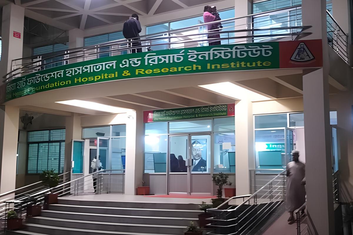 স্ট্যাটাসের পর অতিরিক্ত ওষুধে অসুস্থ সীমু