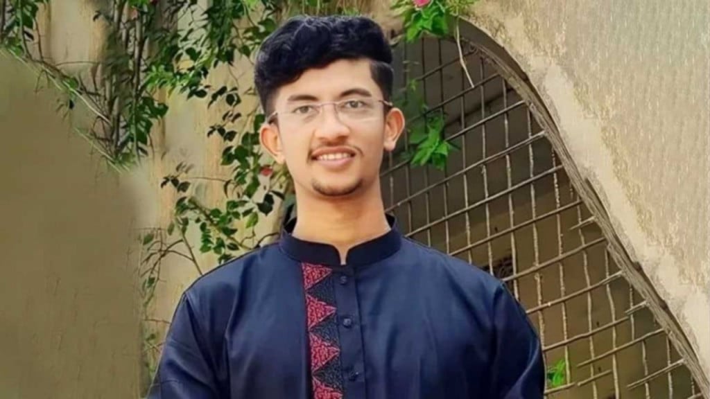 হত্যাচেষ্টা মামলায় রিমান্ডে বৈষম্যবিরোধী নেতা রিয়াদ হত্যাচেষ্টা মামলায় রিমান্ডে বৈষম্যবিরোধী নেতা রিয়াদ