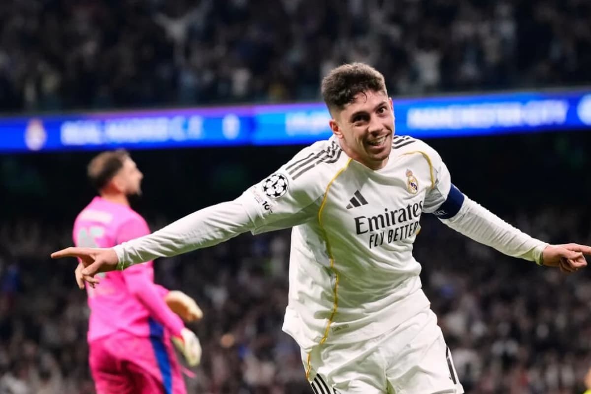 হ্যাট্রিক করে সিটিকে একাই গুড়িয়ে দিলো ভালভার্দে