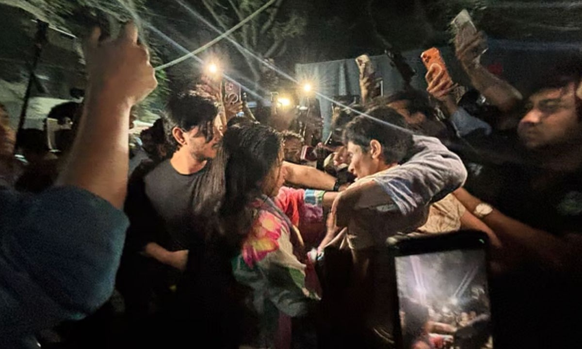 ৭ মার্চের ভাষণ বাজানোয় ইমিসহ তিনজন কারাগারে