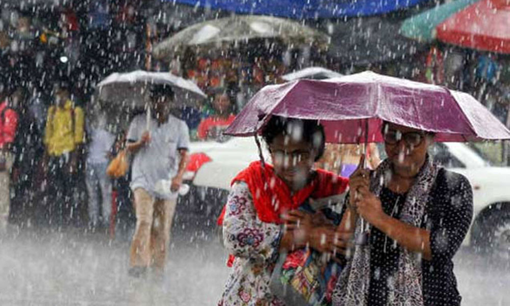 আগামী পাঁচ দিন দেশের বিভিন্ন অঞ্চলে অতিভারি বর্ষণের পূর্বাভাস