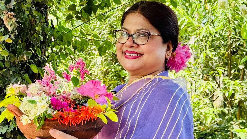 “সুখবর জানালেন কনকচাঁপা”
