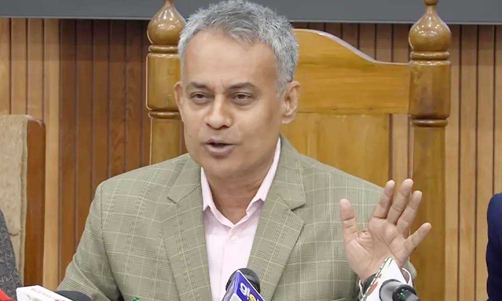 হরমুজ প্রণালিতে আটকে থাকা বাংলাদেশি জাহাজ উদ্ধার ও জ্বালানি পরিস্থিতি