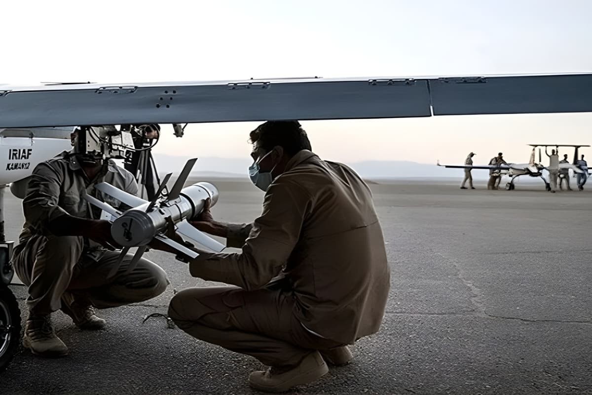 প্রতিরক্ষা কৌশল আধুনিকায়ন ও লক্ষ্যবস্তু পুনর্নির্ধারণে ইরানের সামরিক প্রস্তুতি