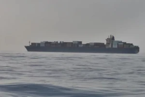 আরব সাগরে ইরানি জাহাজ আটক