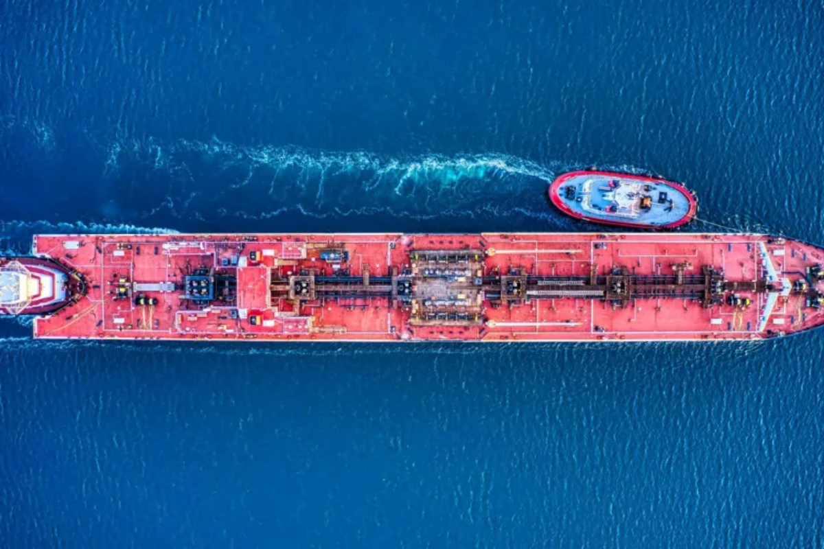 উচ্চ বিমা ব্যয়ে সীমিত আর্কটিক বাণিজ্যের সম্ভাবনা