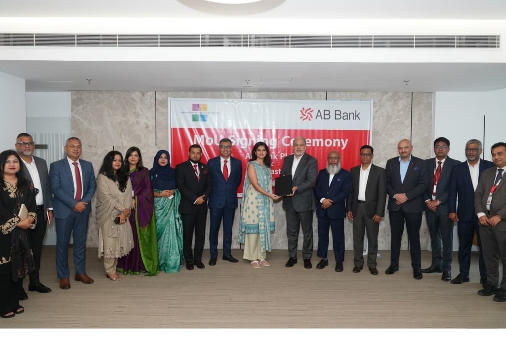 এবি ব্যাংক ও স্কলাস্টিকা স্কুলের চুক্তি স্বাক্ষর 3 এবি ব্যাংক ও স্কলাস্টিকা স্কুলের চুক্তি স্বাক্ষর