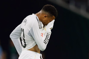 এমবাপ্পের চোট ও রিয়াল মাদ্রিদের শিরোপা লড়াইয়ে নতুন সংকট