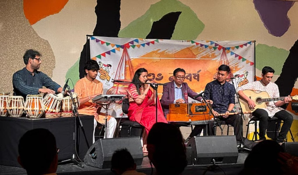 গানে-গানে মুখর সিডনির অপেরা হাউস 3 গানে-গানে মুখর সিডনির অপেরা হাউস
